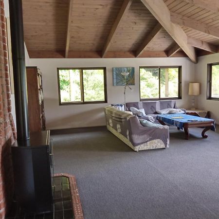 Waiotemarama Falls Lodge Опонони Экстерьер фото