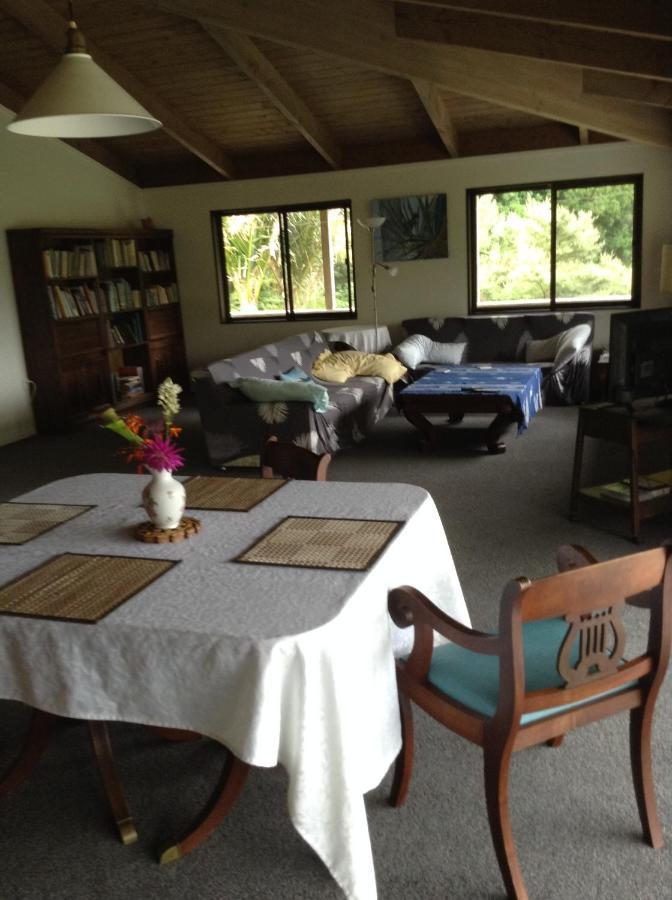Waiotemarama Falls Lodge Опонони Экстерьер фото