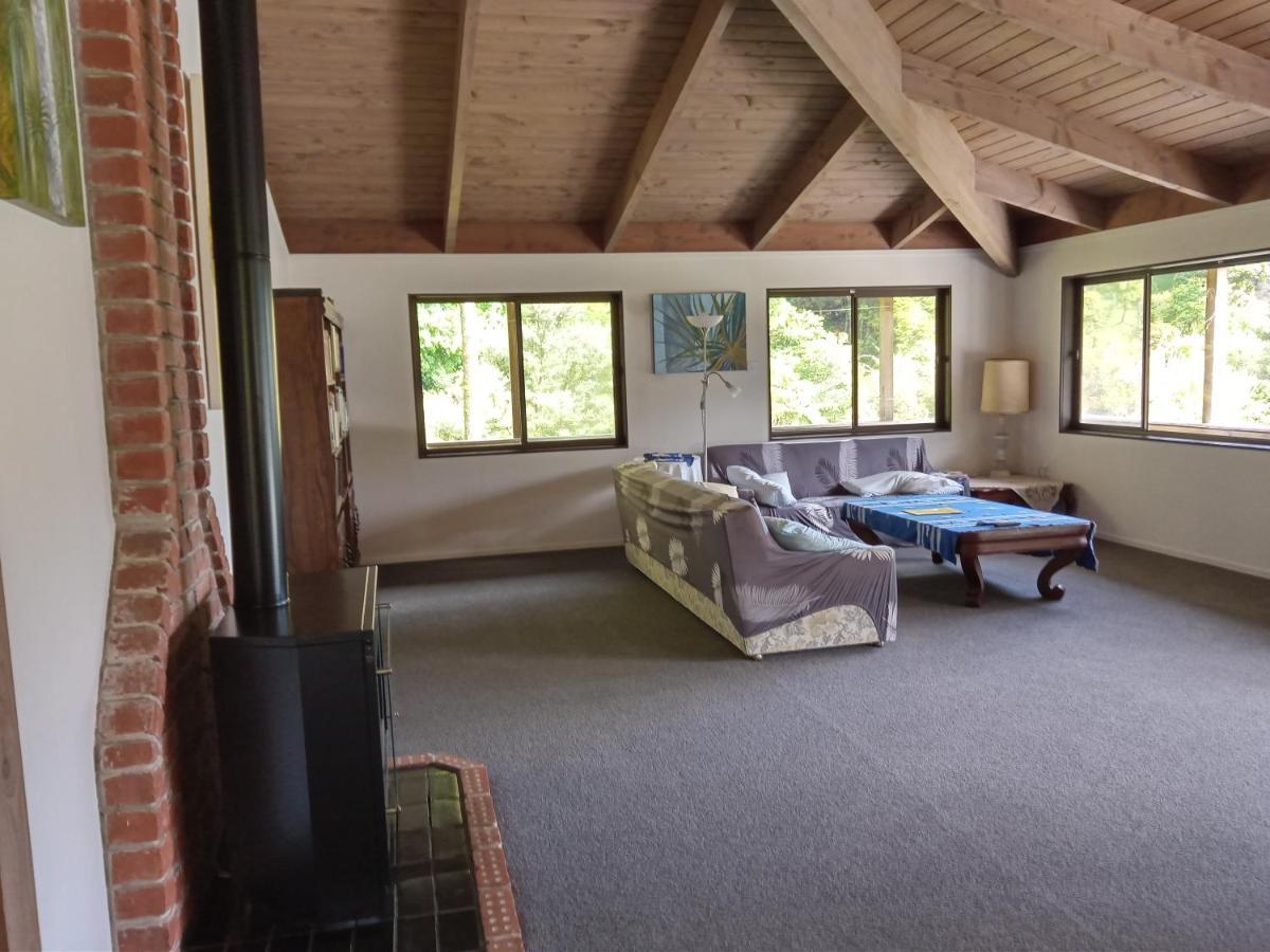Waiotemarama Falls Lodge Опонони Экстерьер фото