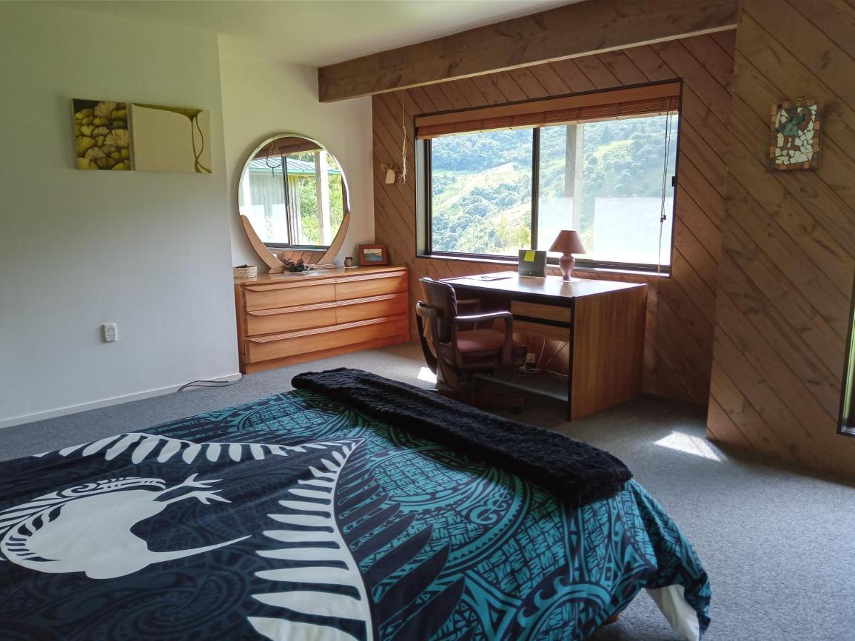 Waiotemarama Falls Lodge Опонони Экстерьер фото