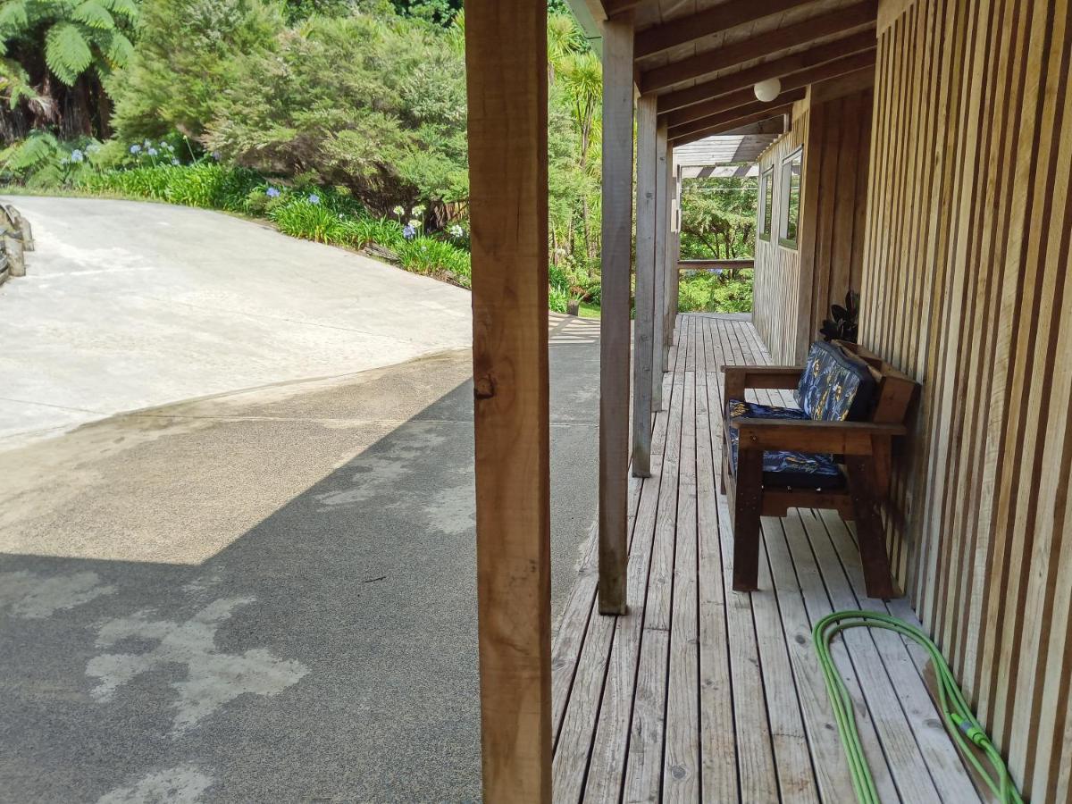 Waiotemarama Falls Lodge Опонони Экстерьер фото