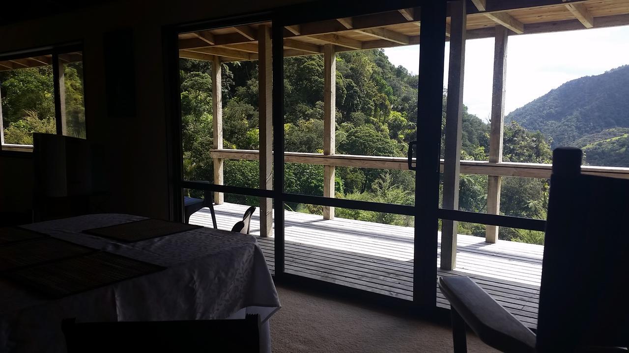 Waiotemarama Falls Lodge Опонони Экстерьер фото